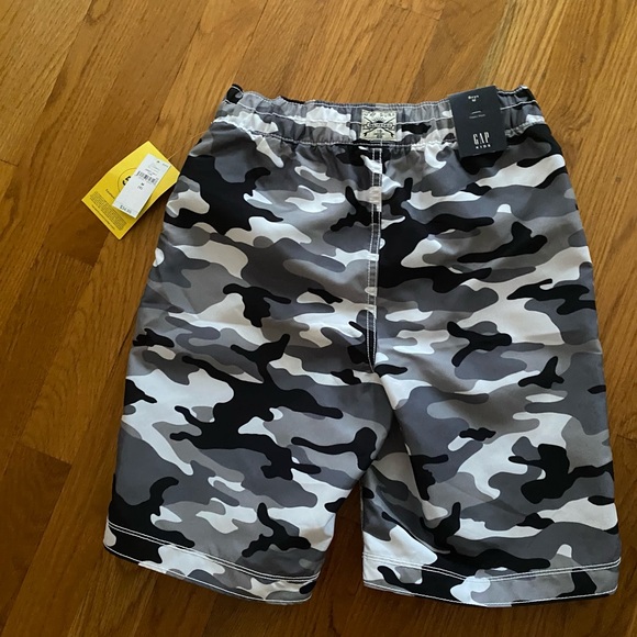 Gap kids swim trunks medium  nwt - Picture 4 of 6